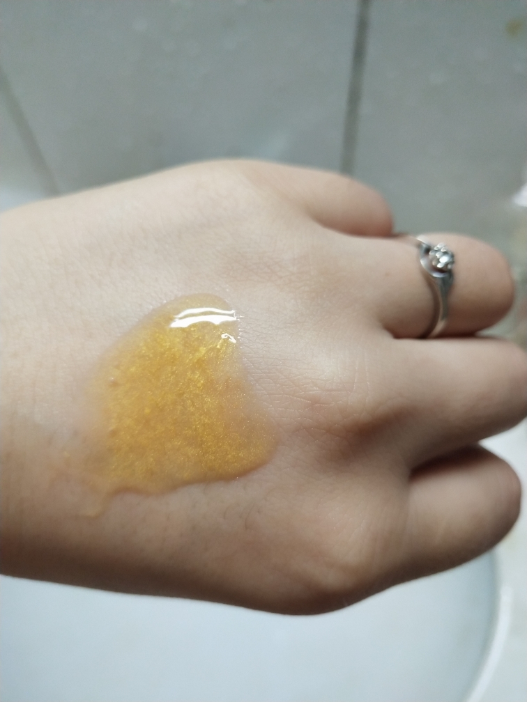 透真和透蜜气垫哪个好,透真这个牌子护肤品靠谱吗