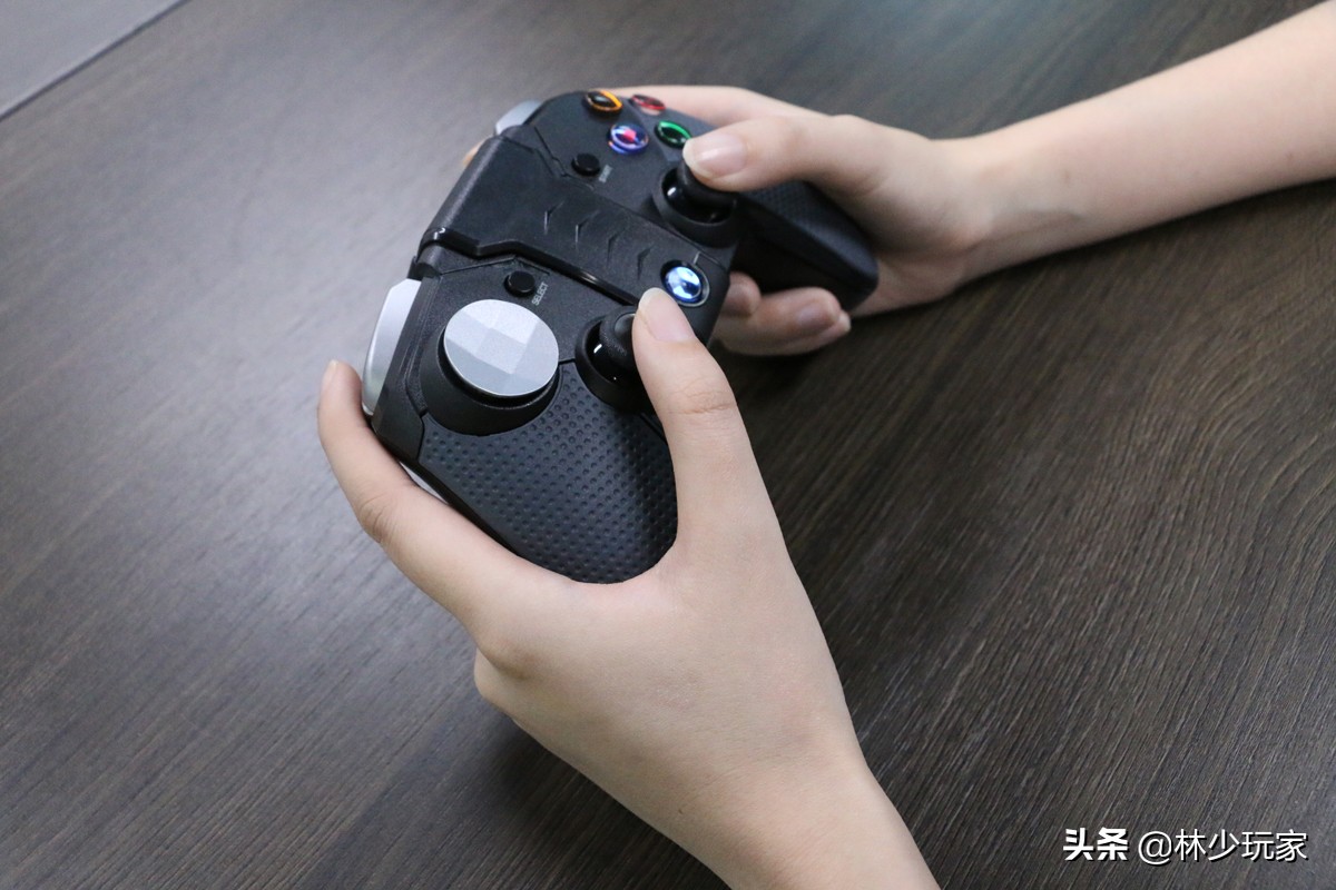 购买游戏手柄需要注意什么,游戏手柄该如何选择