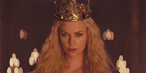 让鲁豫都想办法为难的小姐姐,到底什么来头?