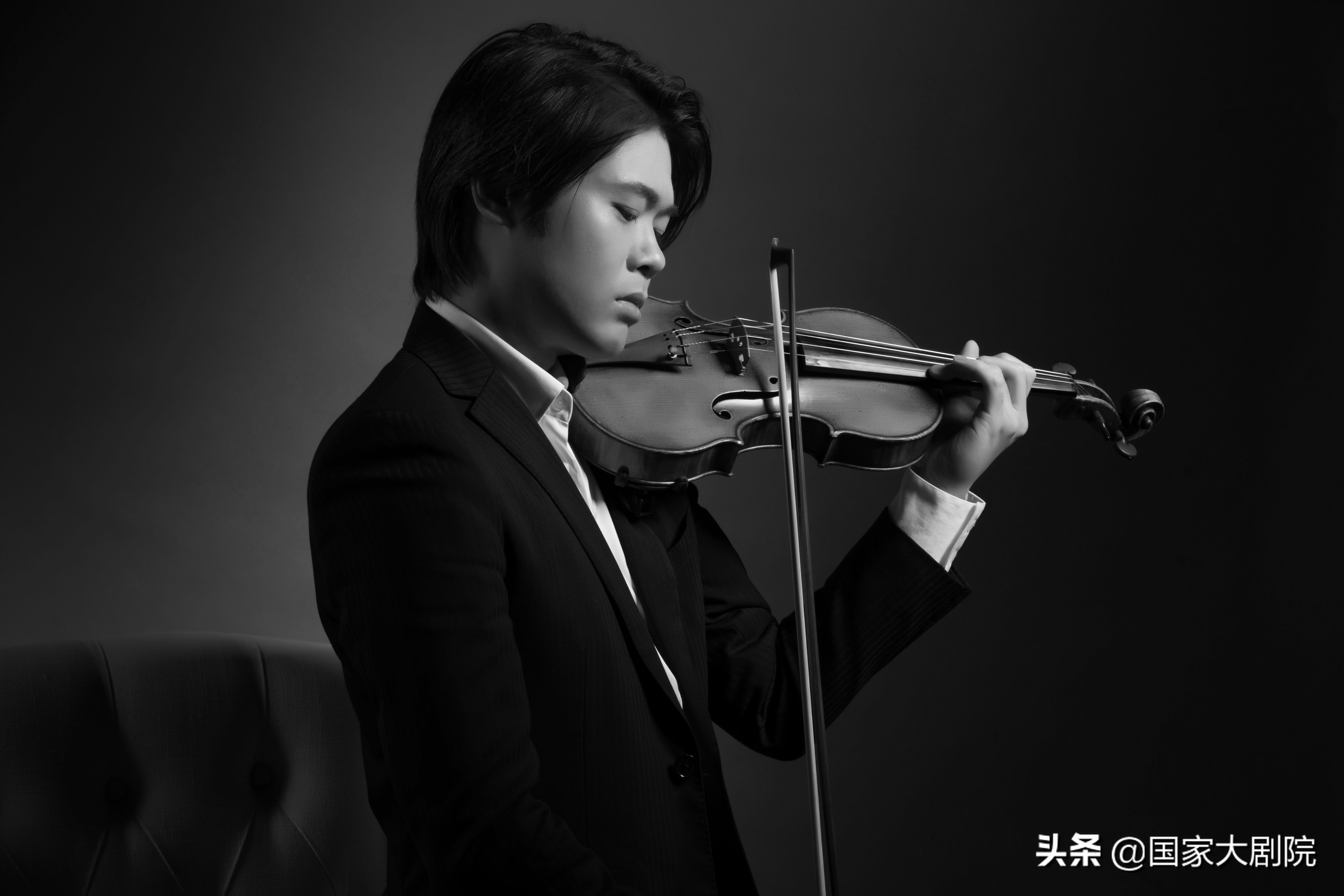 魔鬼小提琴家帕格尼尼解说,魔鬼小提琴家帕格尼尼片段