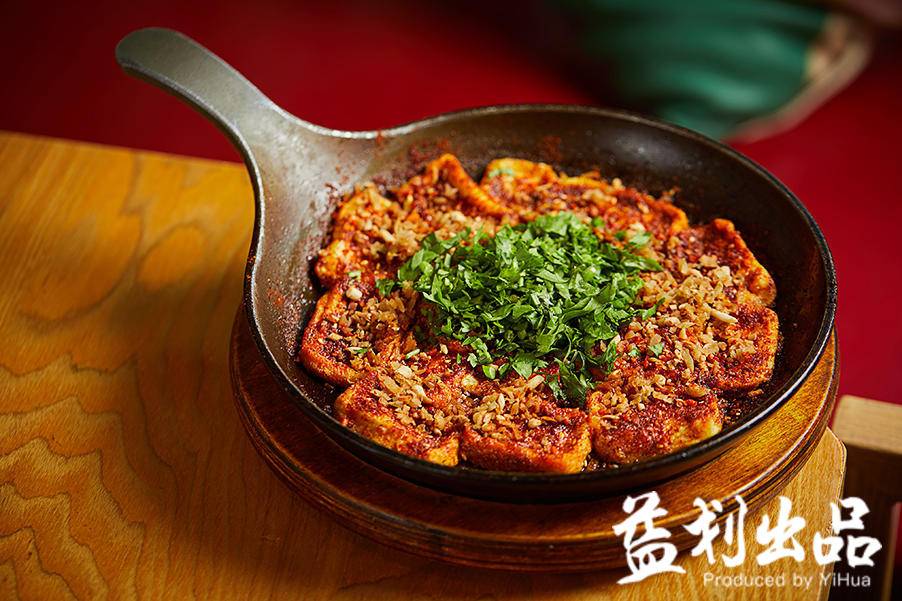 功夫到位，一掌销魂！原来四川人这么爱吃，就图它这一点！