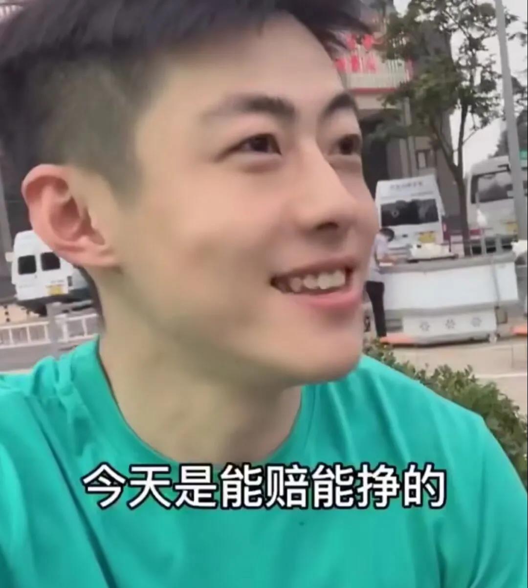 优化城市管理让地摊经济温暖人心,地摊经济与城市管理融合发展