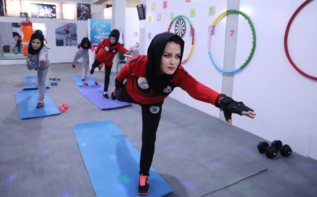 阿富汗女性战争,阿富汗女性的斗争