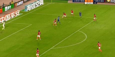 “杨韦”神来之笔!一场1-3让恒大二重天:后防天团集体“养生”