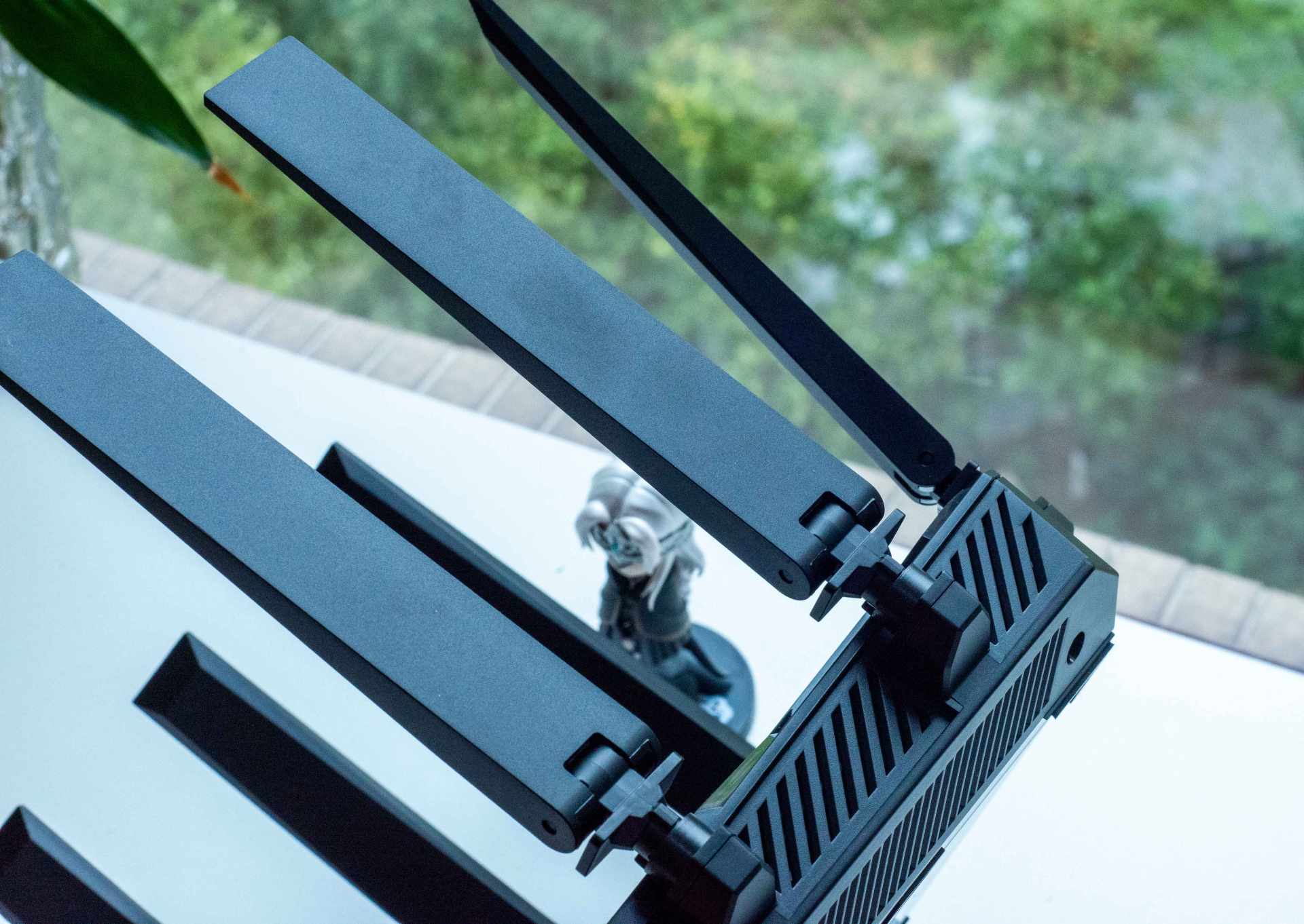 国产芯片的逆袭？中兴AX5400ProWiFi6路由性能及MESH组网使用评测