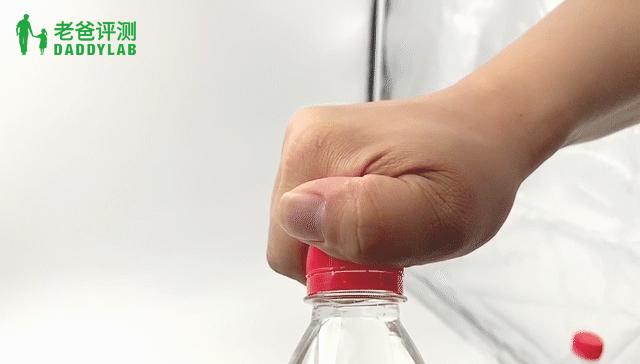 女生拧不开瓶盖暗示什么,有些女生真的拧不开瓶盖吗