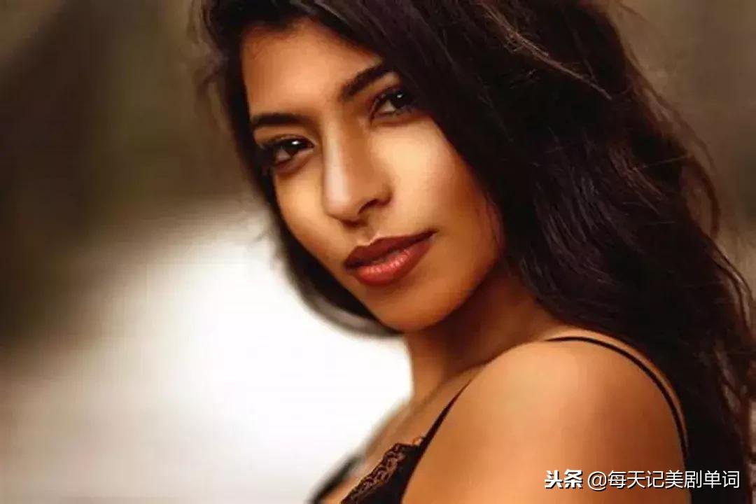 她很害羞英语怎么说,脸红用英语怎么说