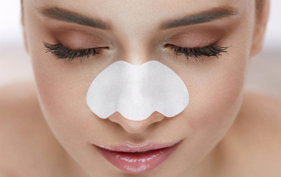 一招对付黑头,针对顽固黑头