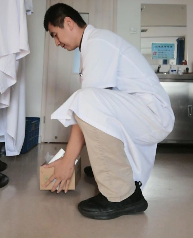 介绍一下治腰痛小窍门,不同腰痛的诊断与治疗