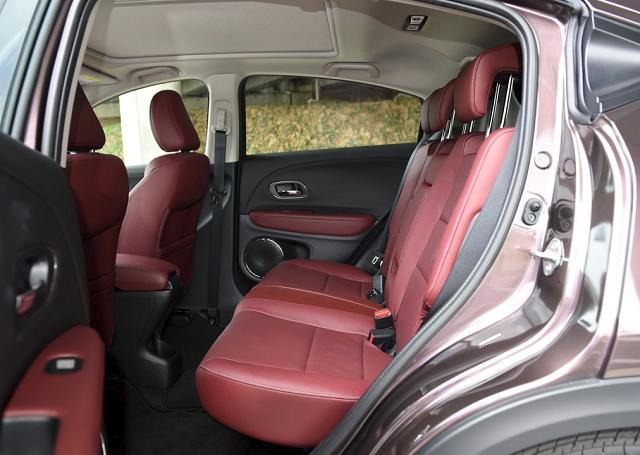 空间变态大的suv,高尔夫小钢炮和缤智