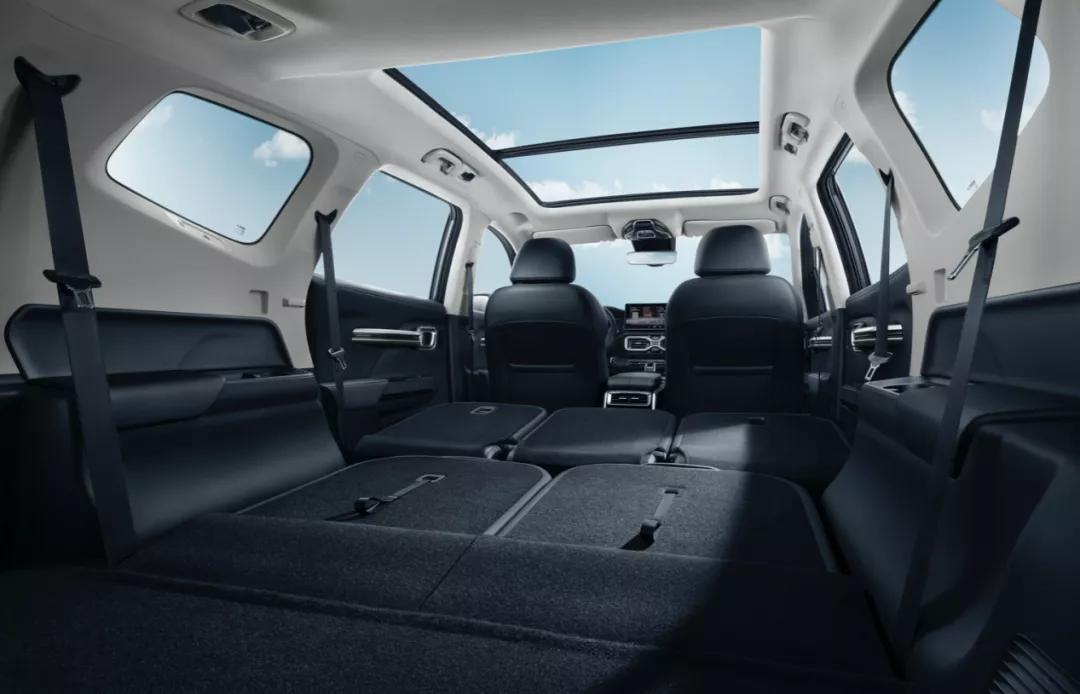 二手吉利豪越7座suv报价,捷达vs7和吉利豪越哪个好