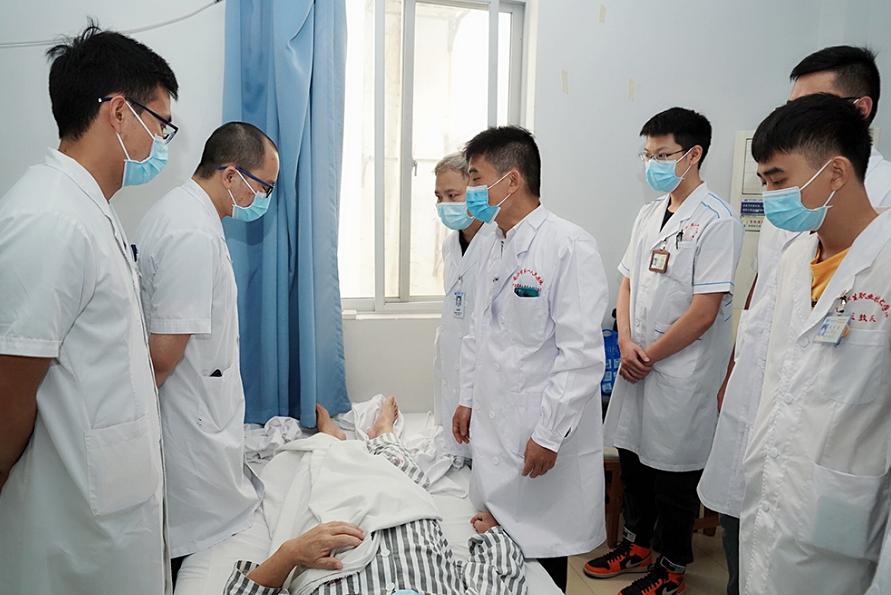 只要你来，我们都在！我院康复科午间、夜间门诊开诊啦~