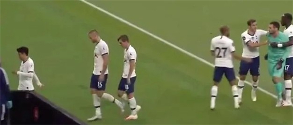 热刺内讧孙兴慜进球回击教练,热刺哈里凯恩冲突