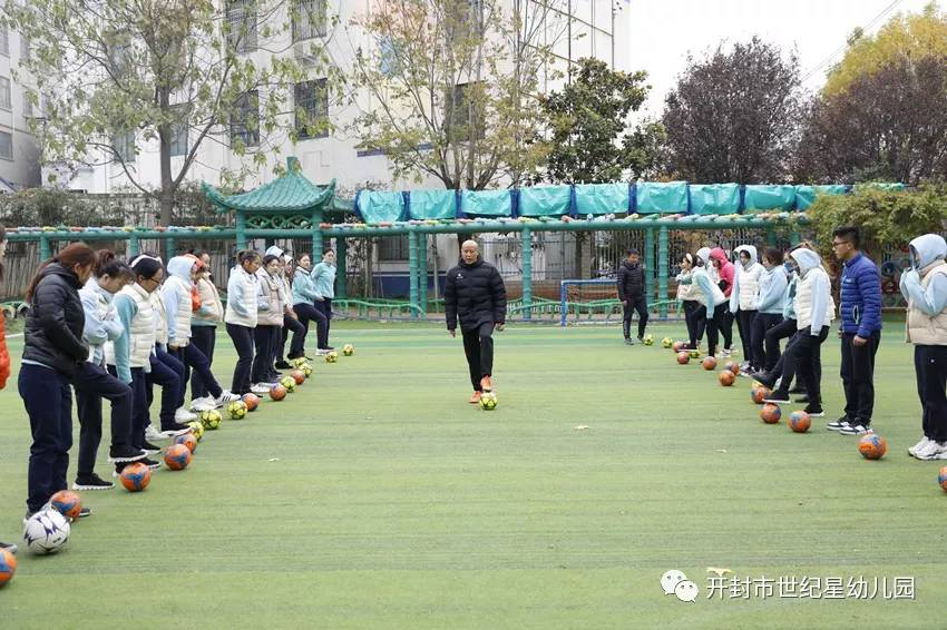 幼儿园足球运动会,幼儿园足球运动展示