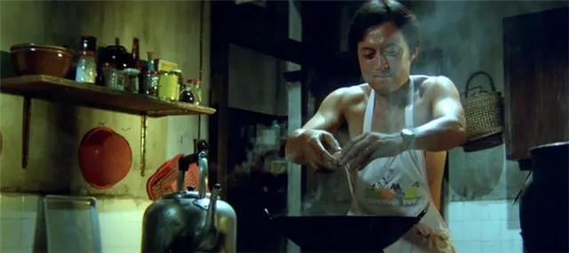 《巴士奇遇结良缘》：引进内地最早的一批港片，男主演过无间道2