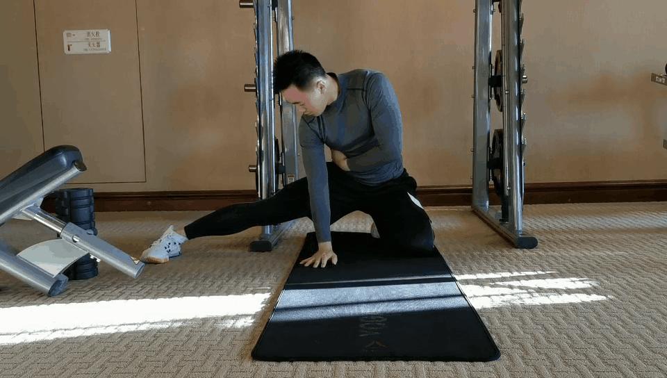 跑步时膝内扣怎么办？痛了就晚了！科学的解决方案在这里