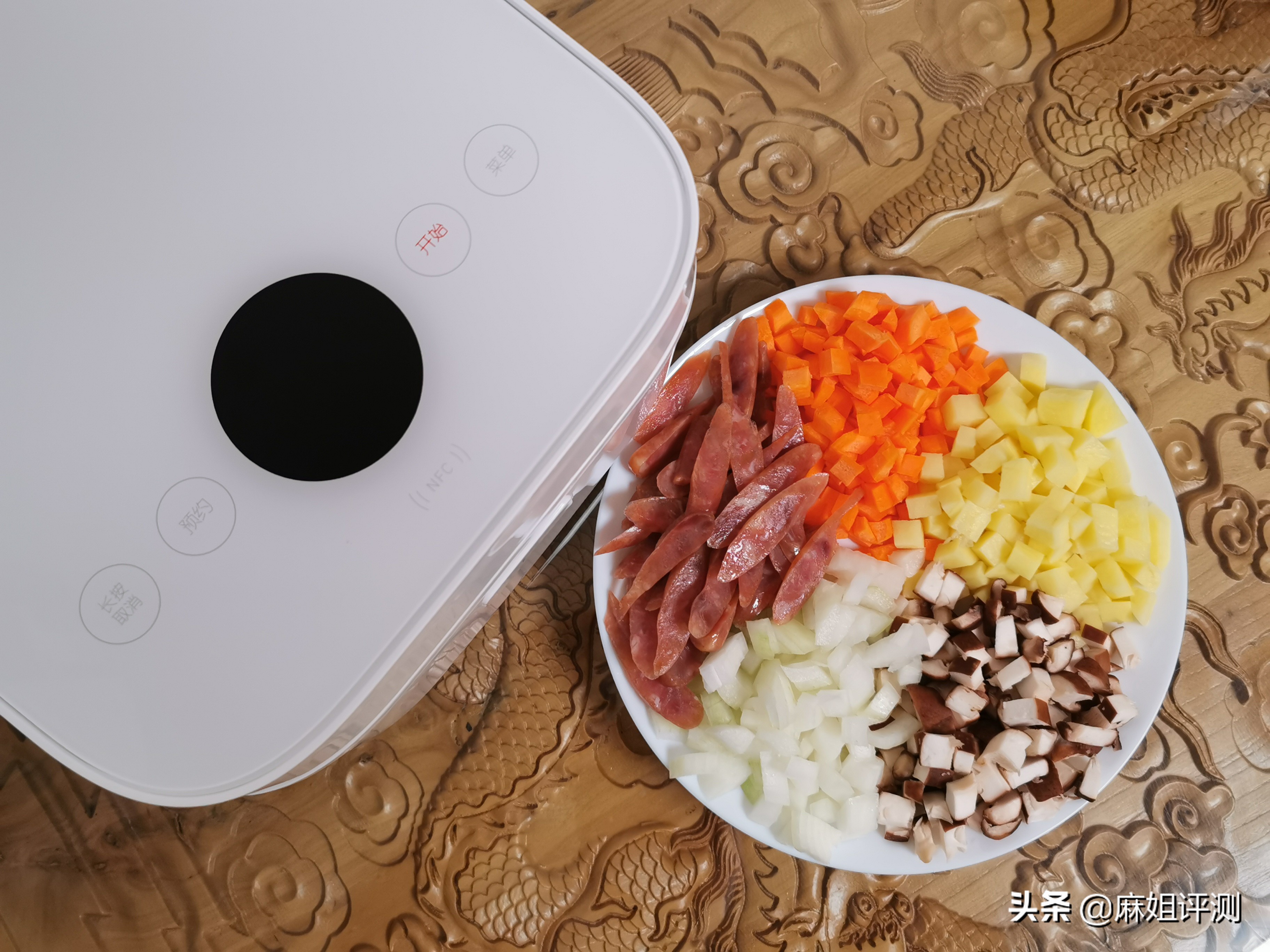 上千元的电饭煲的好处,上千元的电饭煲是智商税嘛