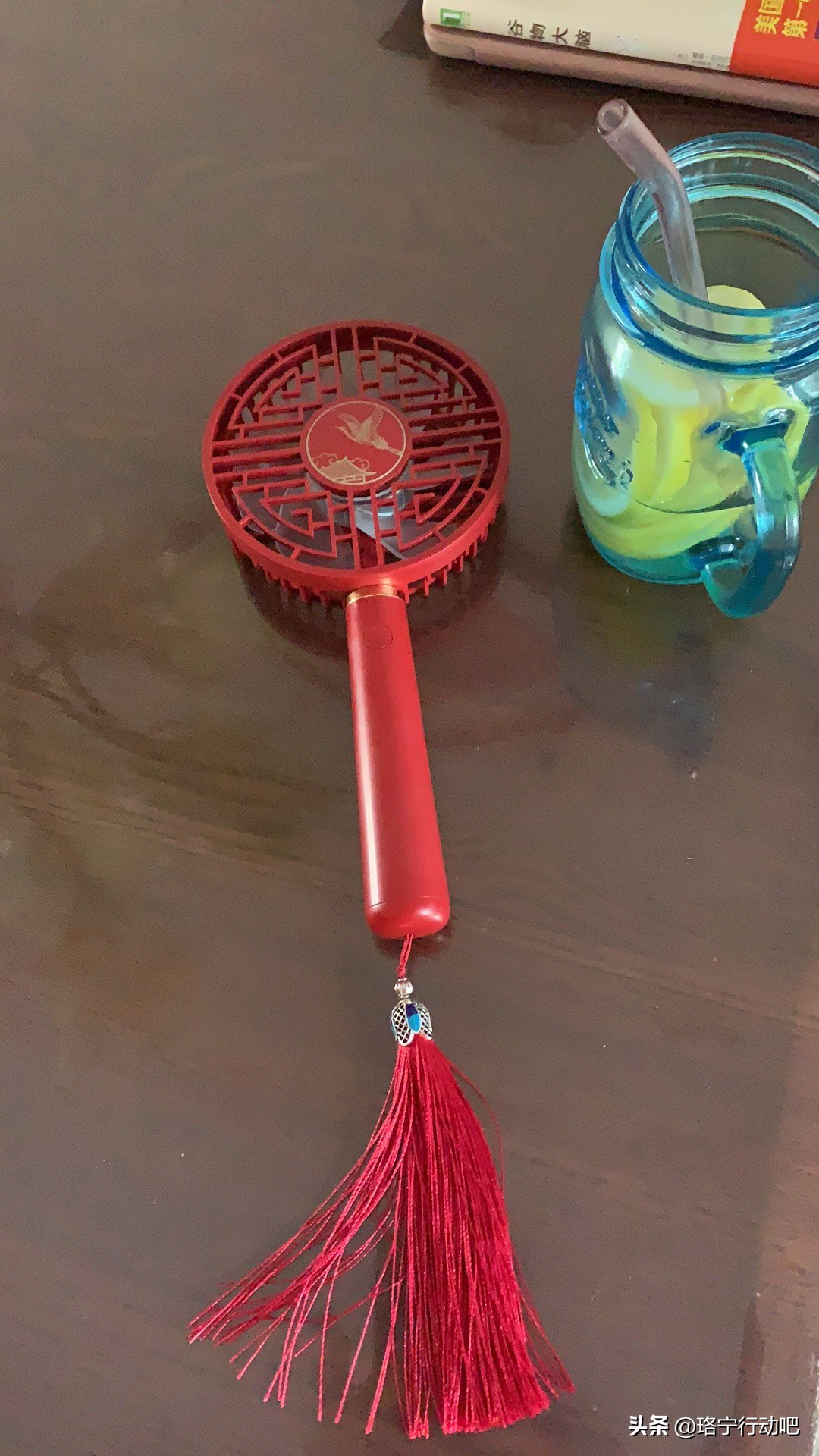 以前穿裙子，拉链拉不上，如今却嫌太宽松，她是如何做到的？