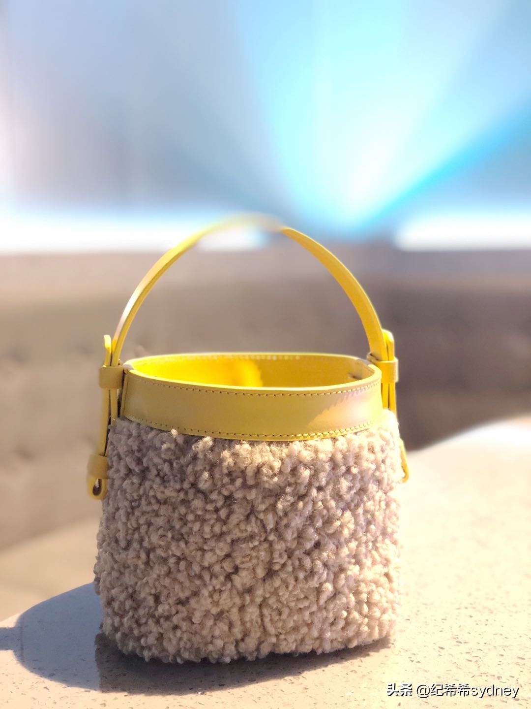 过年拜年包好多红包,拜年拎回来一只鸡一只鸭