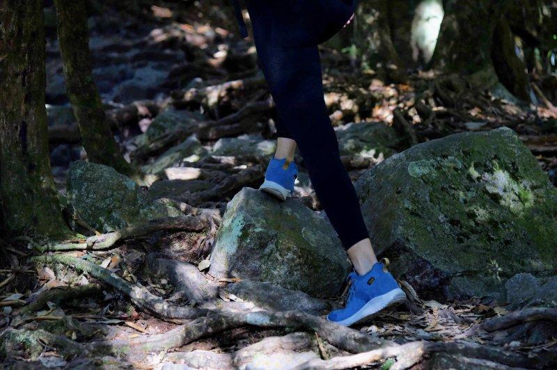 国货之光户外鞋测评,小姐姐测评鞋