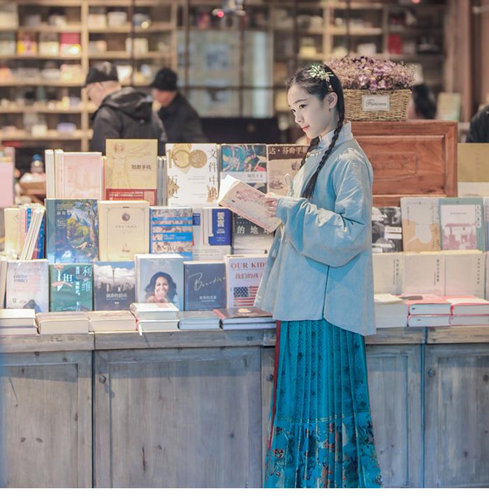 制作汉服需要哪些面料,汉服采用哪些面料比较合适图片