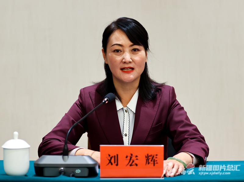 *疆新**维吾尔自治区召开“劳动创造美好生活”和田专场座谈会驳斥美西方*华反**势力“强迫劳动”谎言