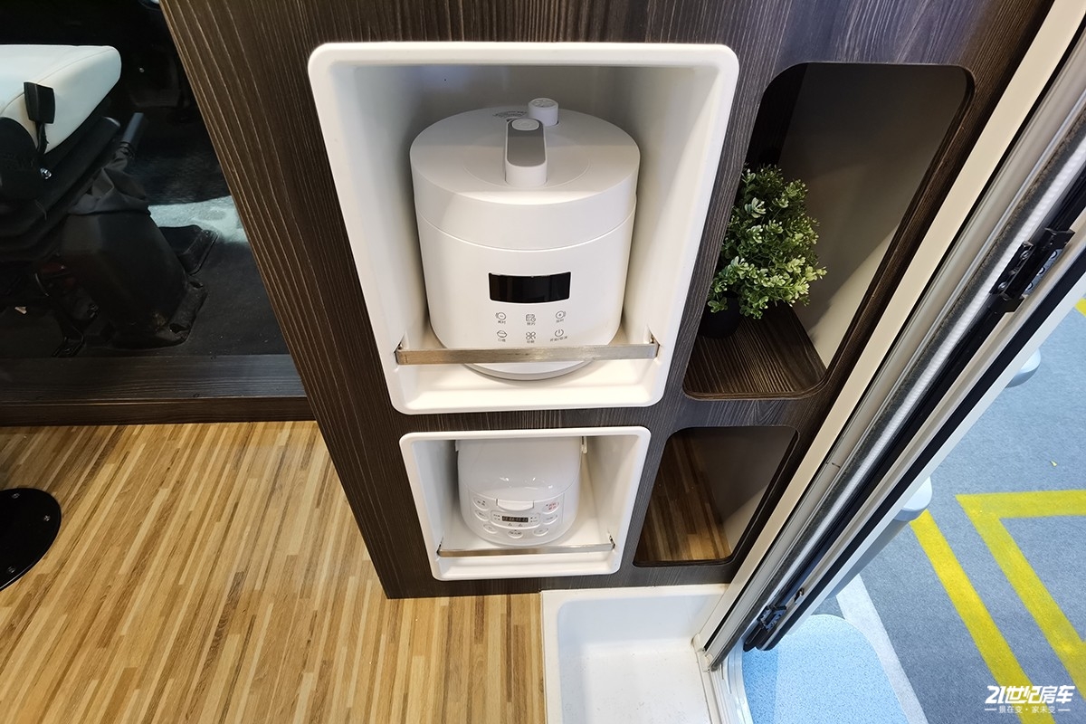 依维柯房车怎么搭电,依维柯房车支持快充吗