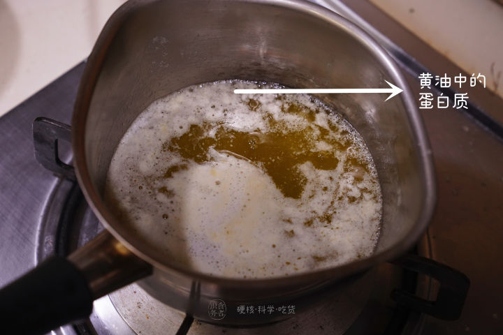 煎牛排时黄油炸到身上怎么办,煎牛排香料总是一煎就糊