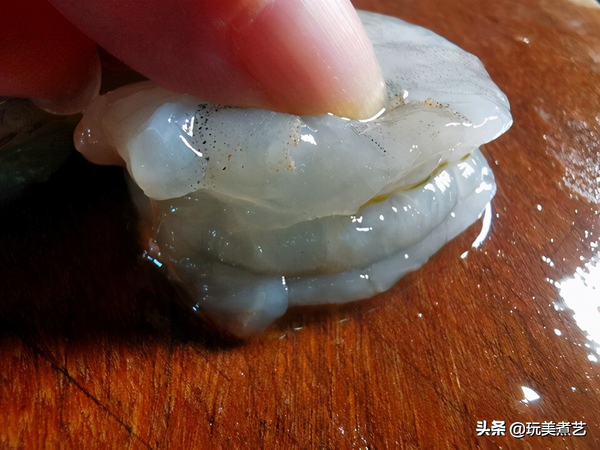 番茄虾仁面疙瘩,西红柿虾仁疙瘩汤全家都爱喝