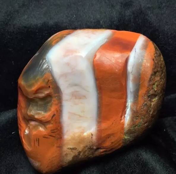 玉石雕工价格表,玉的雕工一般多少钱一克