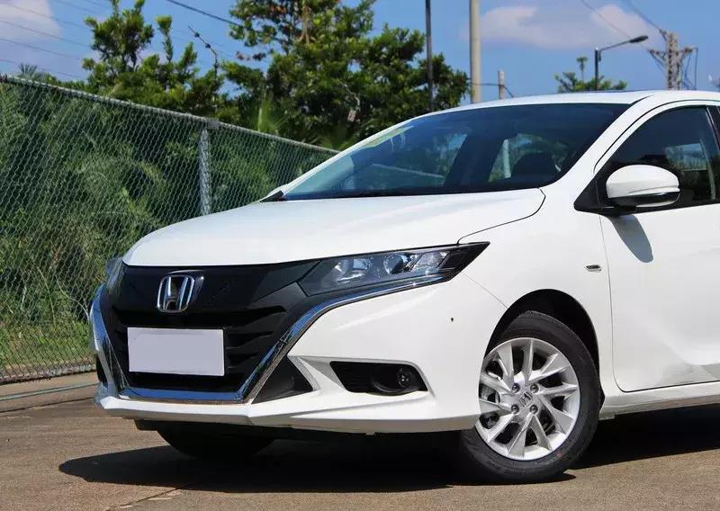 竞瑞是地球梦发动机吗,18年的本田竞瑞卖多少钱