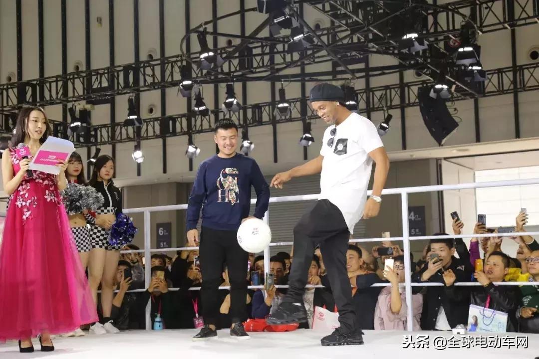 电动车行业新国标2024,新政策下电动车行业前景