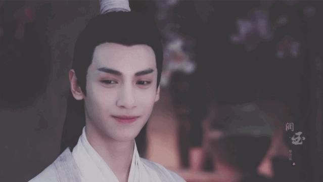 假期在家看电视剧,放假在家看什么剧集