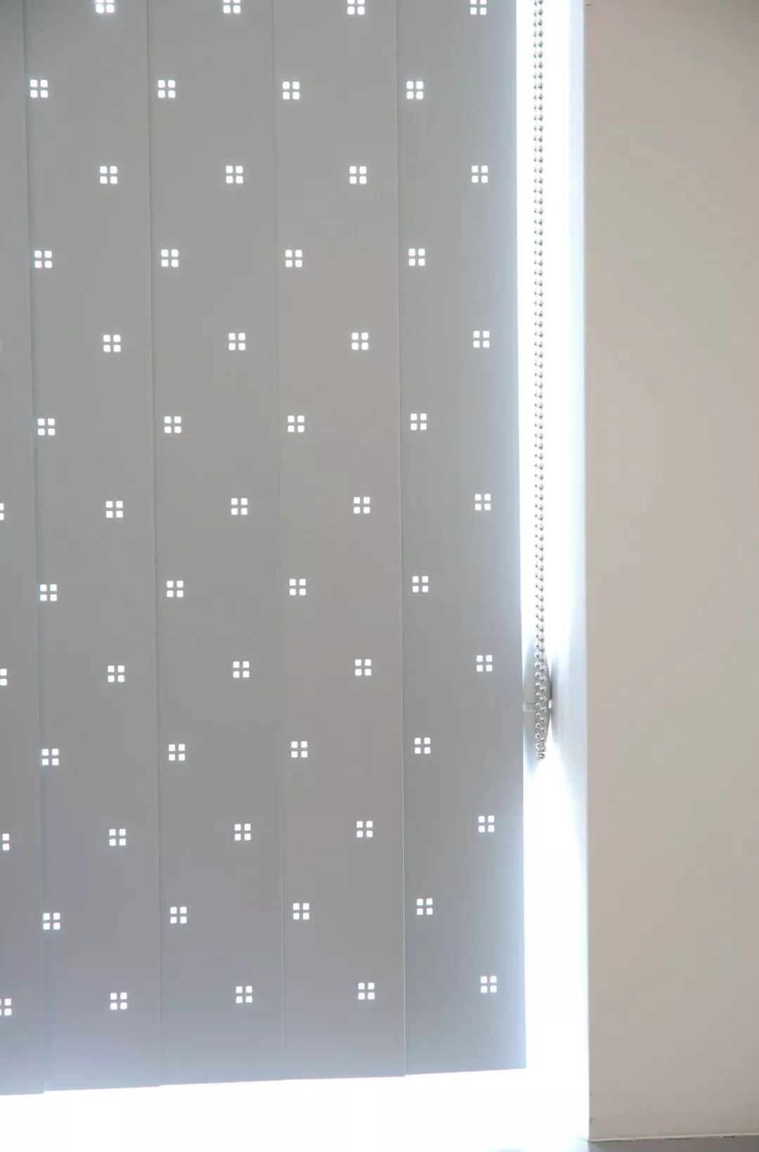 十种新奇垂直帘设计，重新定义遮阳颜值