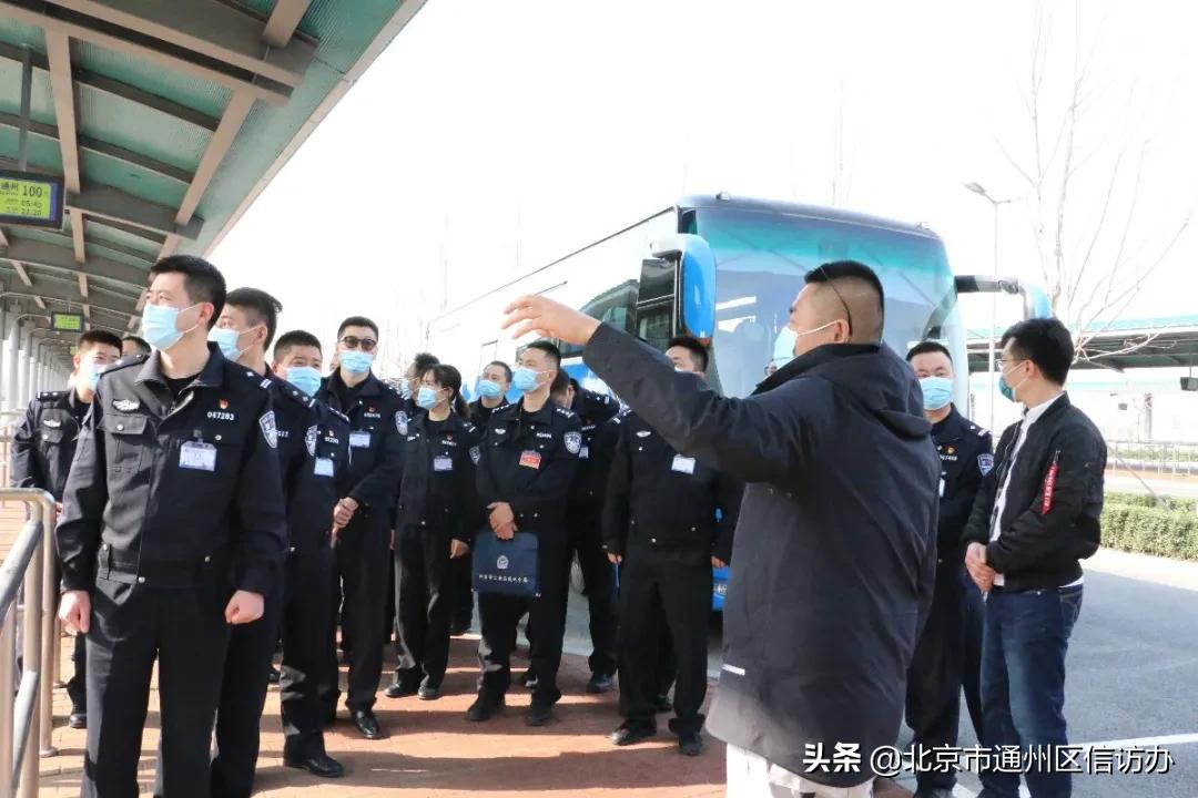 新提拔领导干部培训班,给新上任的基层专干培训