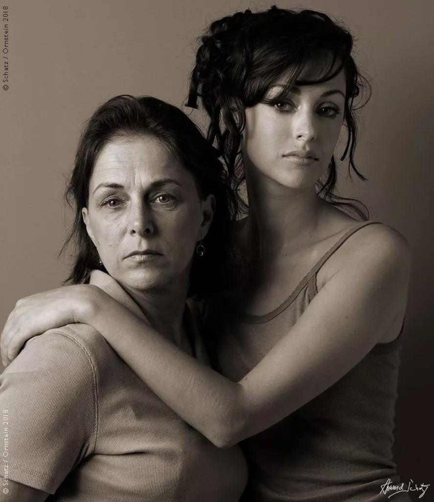 模特们啊~~妈妈的基因太强大，据说“女儿会偷走麻麻的美丽？