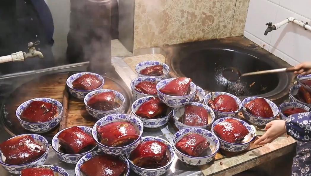 无锡特色小店，108元一块限量100块，美女老板因没有传人而发愁