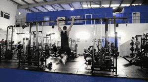 背部训练如何避免左右肌肉不一样,如何加强背部肌肉训练方法