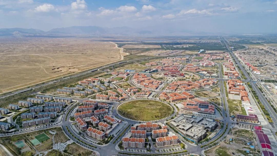 脱贫攻坚彪炳史册,伟大壮举中国脱贫攻坚成就展视频