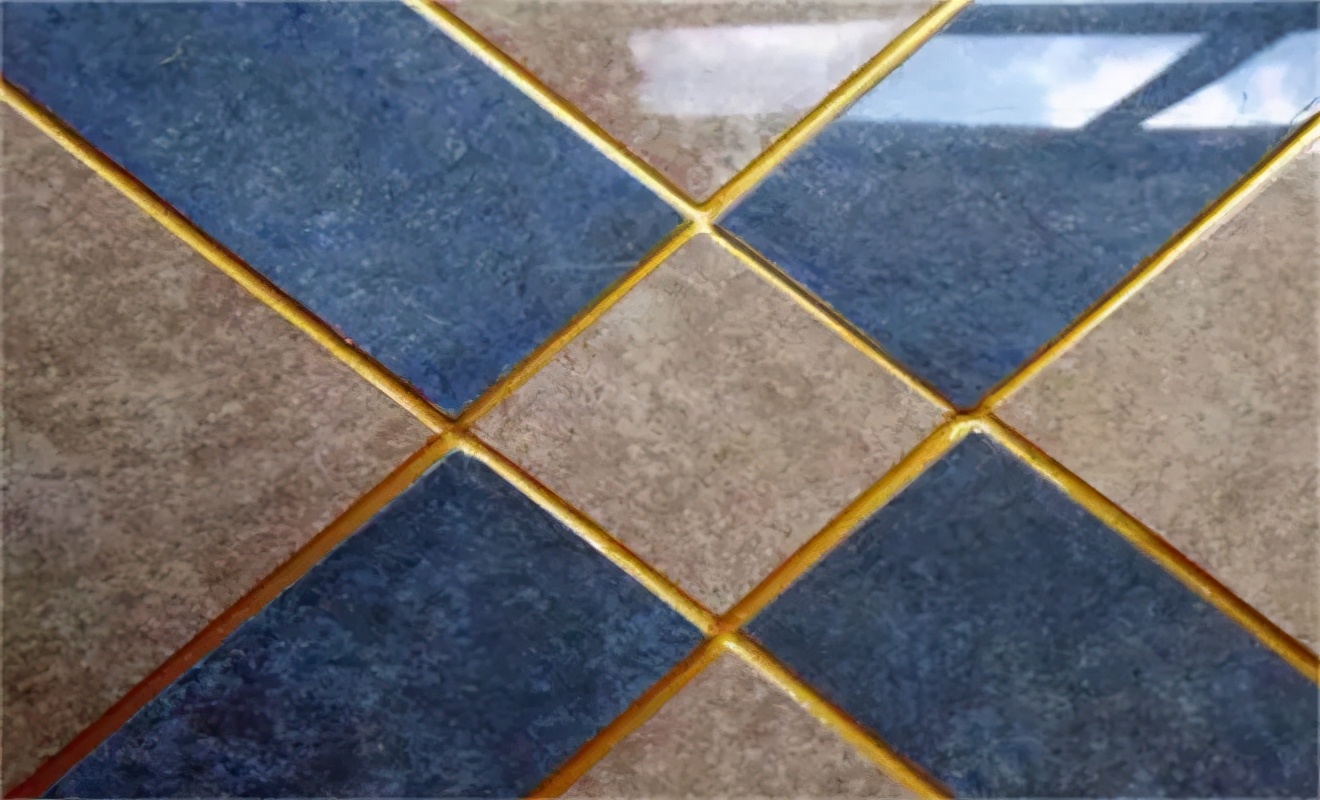 瓷砖美缝有什么经验教训,瓷砖美缝一定要找专业人来做