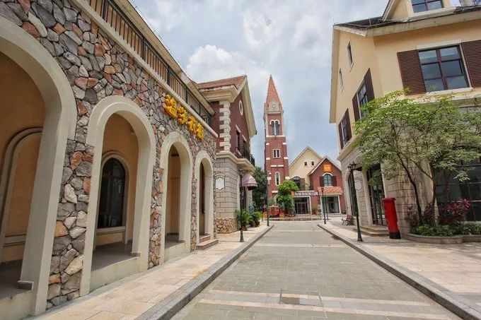 英伦风情小镇旅游推荐,游玩欧式风格小镇