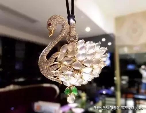 翡翠雕刻房子造型寓意,翡翠雕刻蚂蚁和虫子寓意