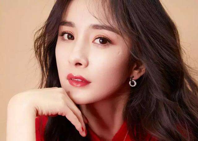 “耐看型美女”有哪些特征,耐看型美女和惊艳型区别