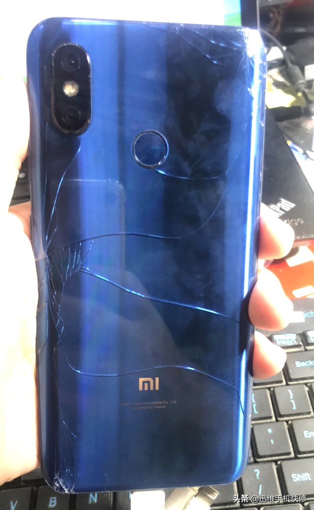 小米8进水值得修吗,小米8青春版进水不亮换什么零件