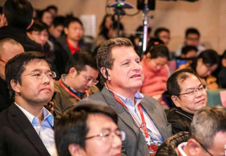 2018传神者大会在汉开幕专家展望互联网时代的翻译产业