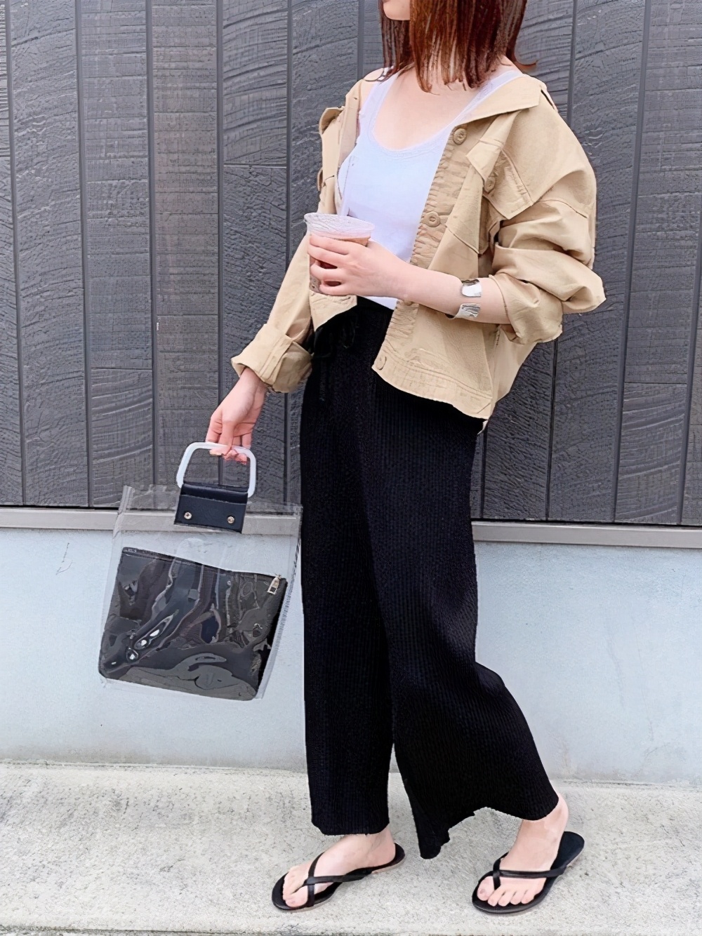 故事始于冬初,百褶裤的穿搭