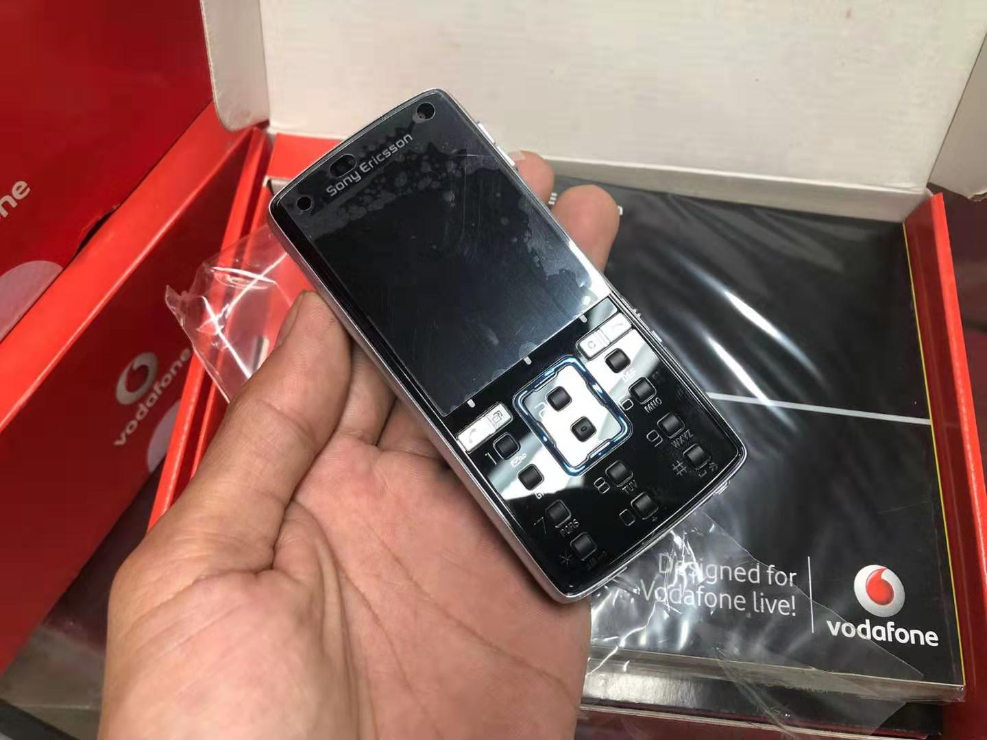 十二年前的拍照机皇!“大颗粒”按键+氙气闪光灯帅翻了