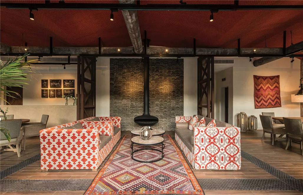 莫干山网红儿童旋转滑梯民宿,莫干山新晋森林亲子民宿无边泳池