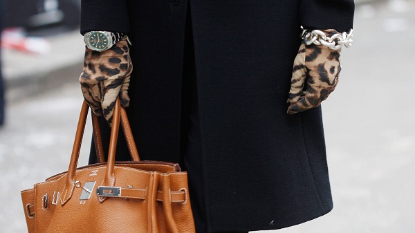 爱马仕constance要配货吗,为什么爱马仕代购不用配货