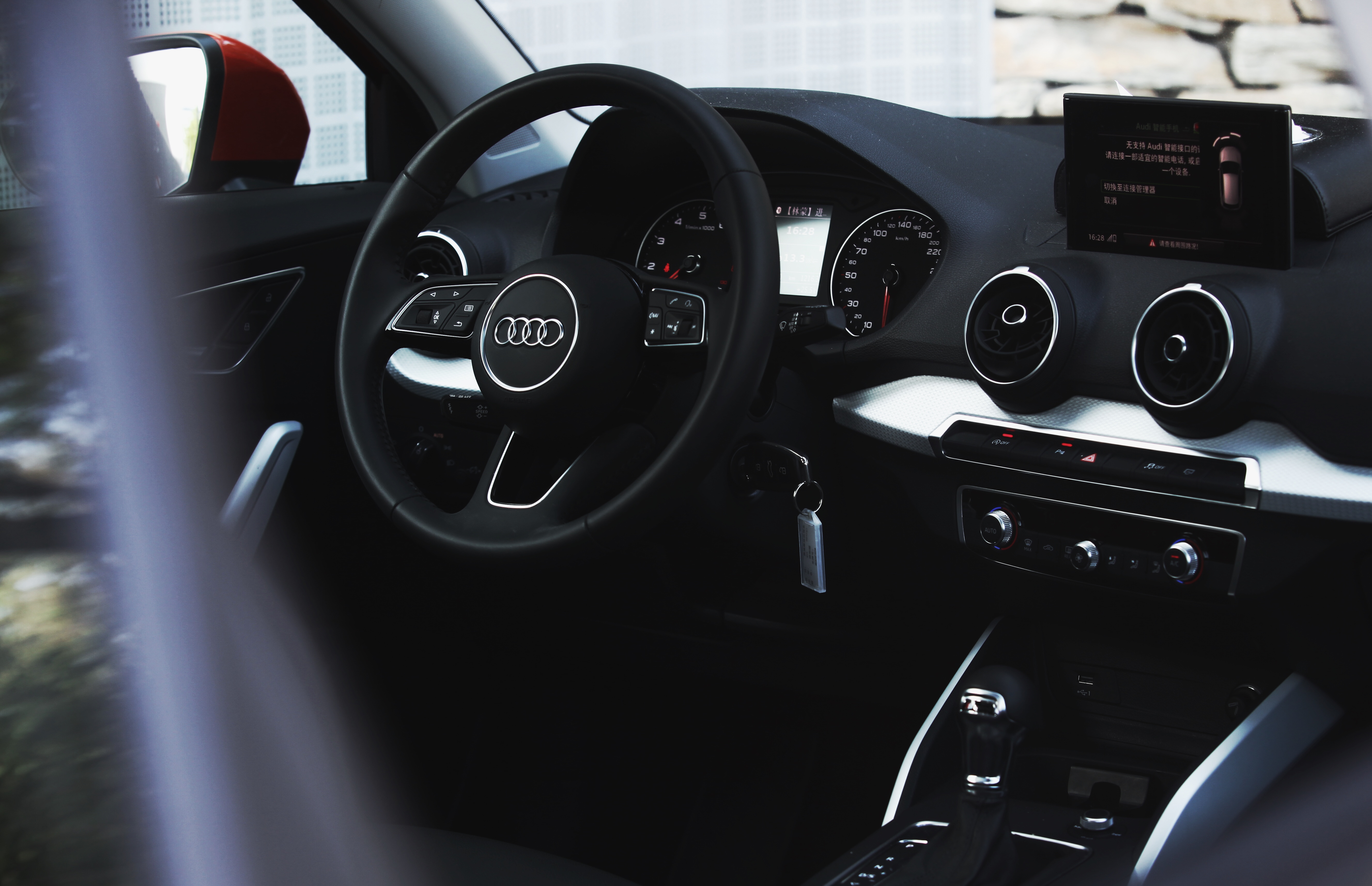 不容小觑初见奥迪Q2L